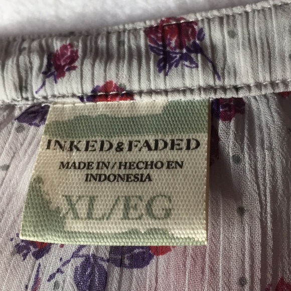 Gray flowered blouse - Picture 4 of 5